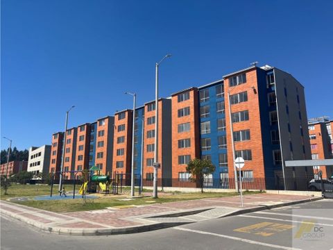 vendo apartamento cerca universidad militar con hermosa vista