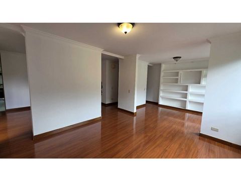 vendo apartamento en la 135 con 7 ic