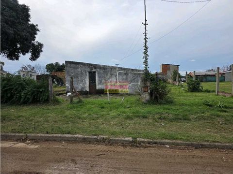 vendo casa a reciclar en caseros entre rios