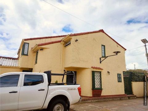 vendo casa remodelada en conjunto cerrado villa magdala