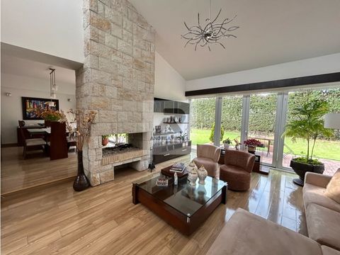 vendo casa en conjunto cerrado en cajica a pocos metros de fontanar