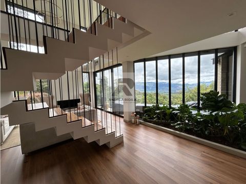 vendo espectacular casa con vista panoramica en yerbabonita club house