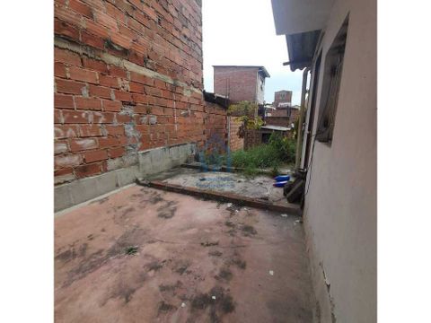 vendo casa lote para 640m2 frente x 1760m2 barrio perez bello ant