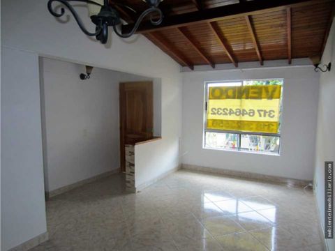 vendo en calasanz casa en zona central