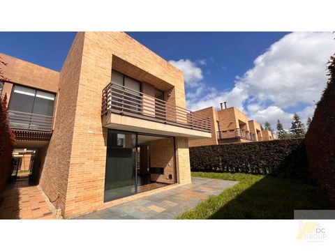 vendo linda casa zona exclusiva de cajica