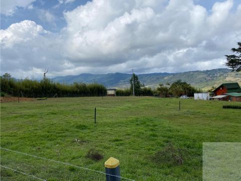 vendo lote via al carmen km30 4893m2