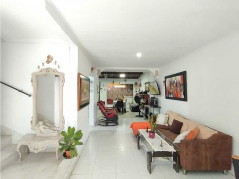 venta casa amplia en conjunto cerrado santa monica cartagena