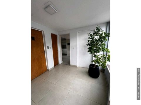 venta de monoambiente amplio y luminoso en el corazon de mendoza