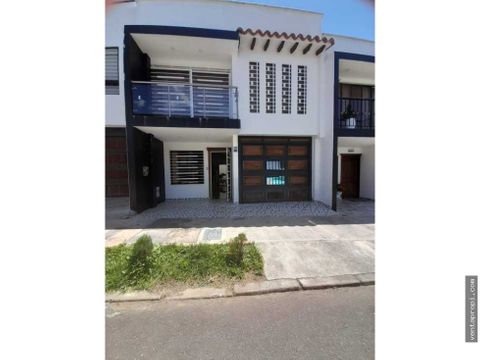 venta de casa en rionegro barrio tres cantos