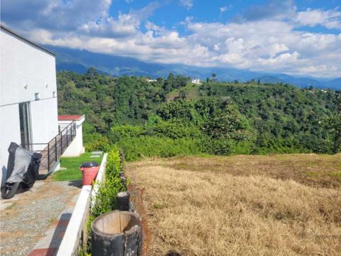 venta de espectacular lote en conjunto cerrado via al caimo