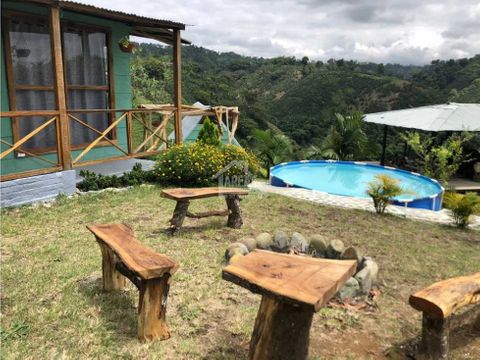 venta de finca hotel glamping en filandia