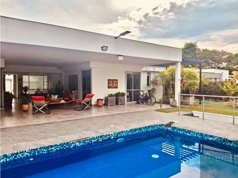 venta lujosa casa campestre san jose de las villas cerritos pereira