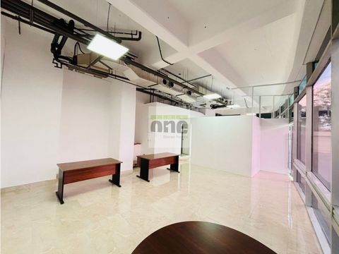 zona 15 local en edificio sobre boulevard vh