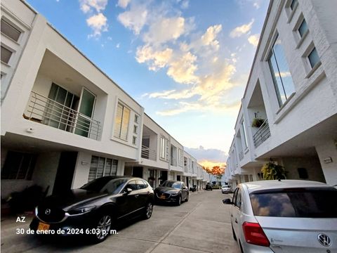 casa en conjunto cantabria circasia quindio