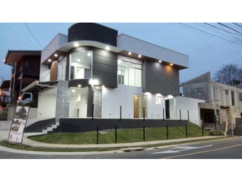 alquiler en brasil de santa ana 3 habitaciones linea blanca