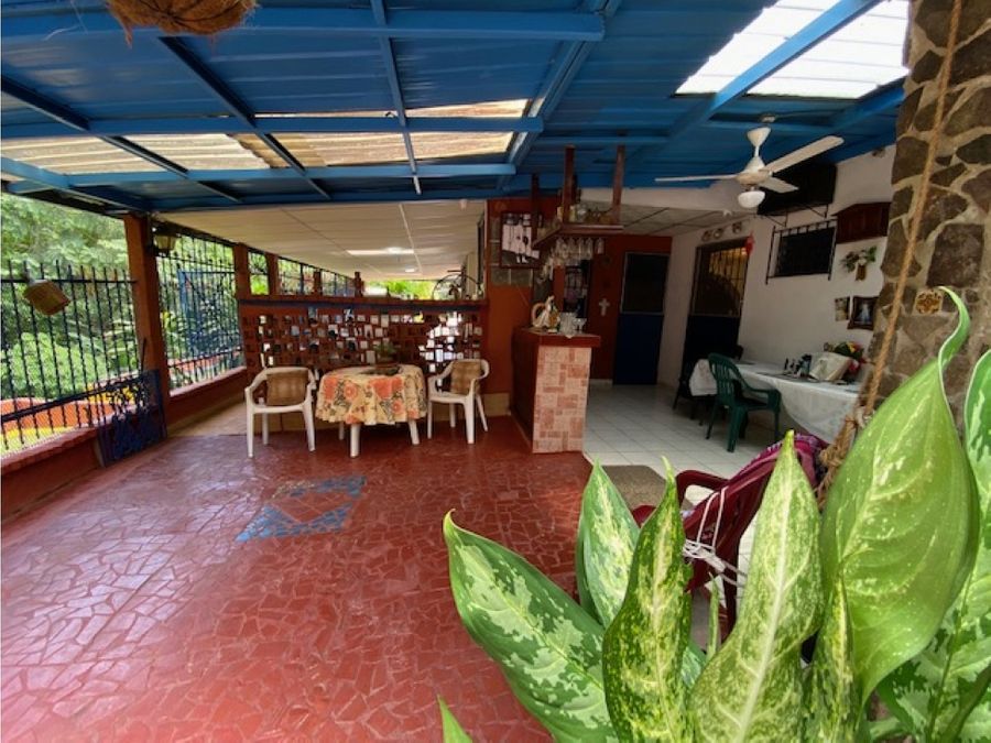 vendo casa en arboledas de caceres arraijan estilo mexicana