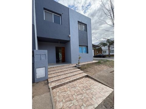 venta duplex chacra del norte 3 dor 3 banos