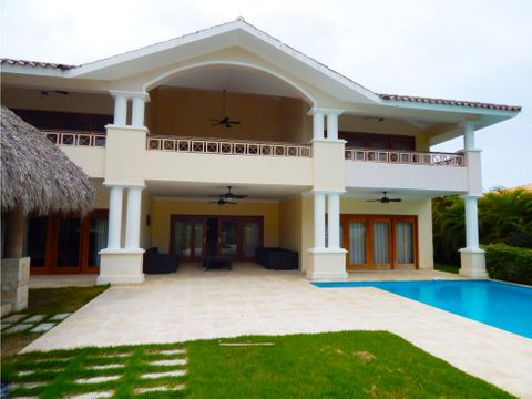 hermosa villa sin muebles en cocotal bavaro