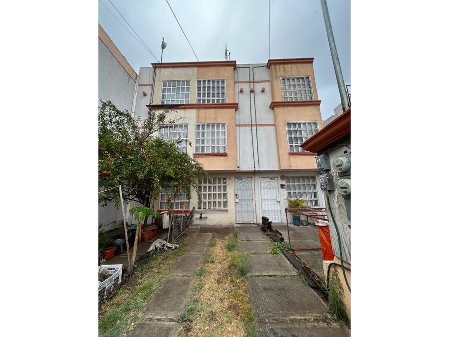 SE RENTA CASA DE 4 HABITACIONES EN HEROES TECAMAC - $6,000 MXN