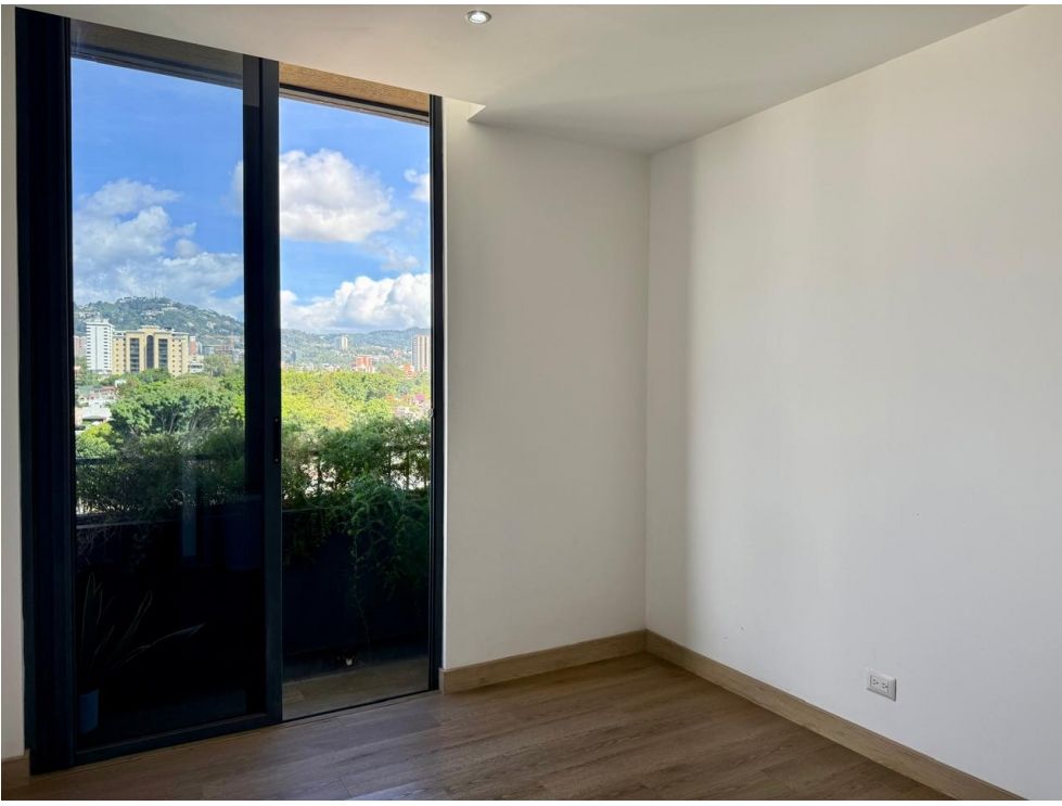 APARTAMENTO AMUEBLADO EN RENTA EN ZONA 15, TRIVÁ - Miniatura 8