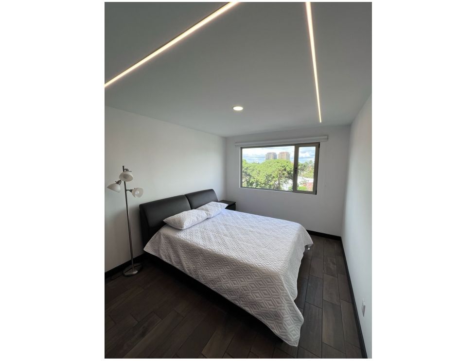 APARTAMENTO AMUEBLADO EN ZONA 10, EDIFICIO VERONA - Miniatura 5