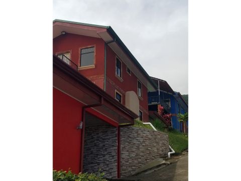 4 casas en condominio