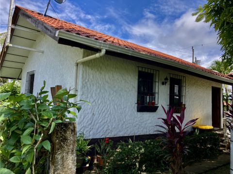 casa en parrita sabana de los angeles