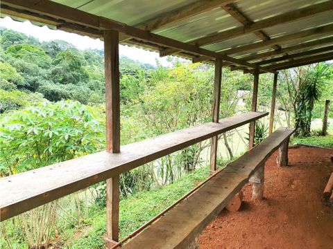 terreno en bijagual con un rio que cruza la propiedad