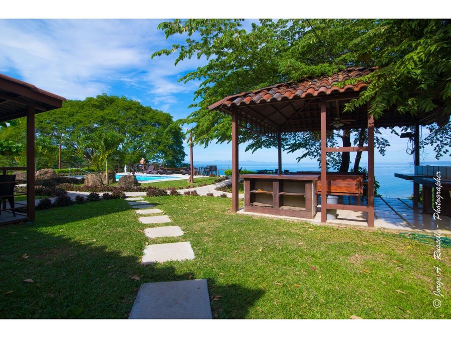villa for sale in tarcoles with amazing sea view