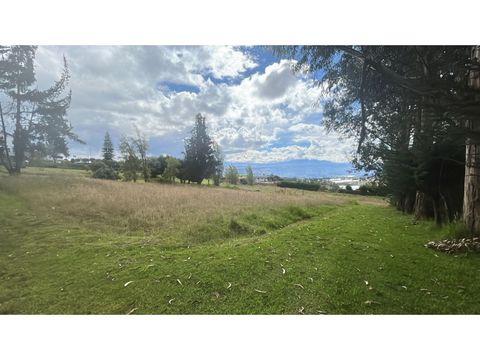 venta de terreno 15000m2 el quinche quito ecuador