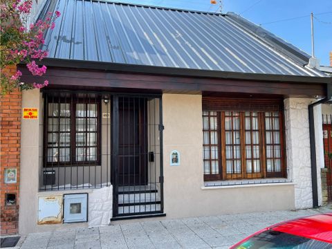 venta casa 3 ambientes en corazon de parque luro