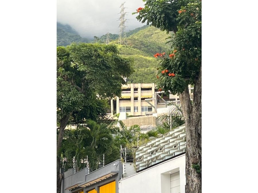 VENTA DE TERRENO PLANO EN ALTAMIRA NORTE, MUNICIPIO CHACAO, CARACAS 2