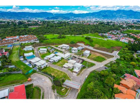 lotes desde 300m2 en condominio exclusivo en mata de platano