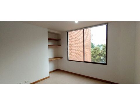 2br apartment in the best area of poblado perfect to flip