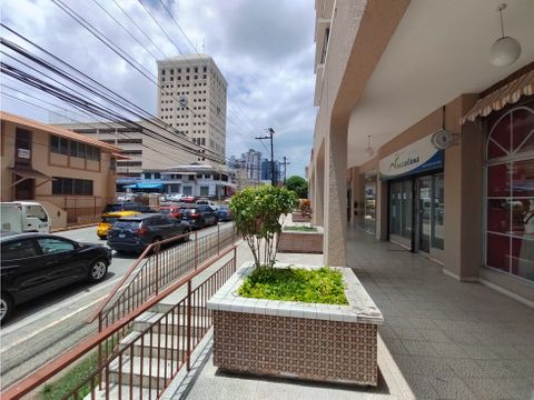 local comercial en planta baja en el cangrejo a pasos de via espana