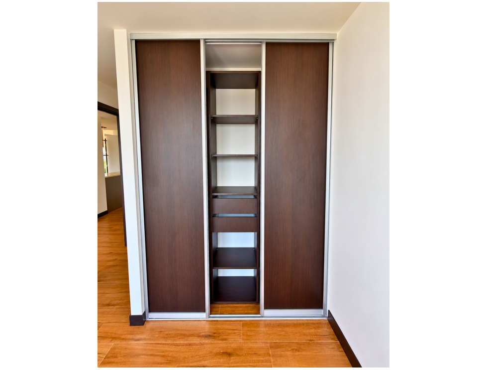 APARTAMENTO EN RENTA ZONA 15  EN NIVEL ALTO - Miniatura 9