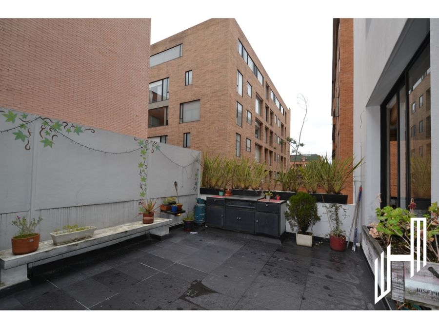 venta apartamento con terraza en santa paula para inversion