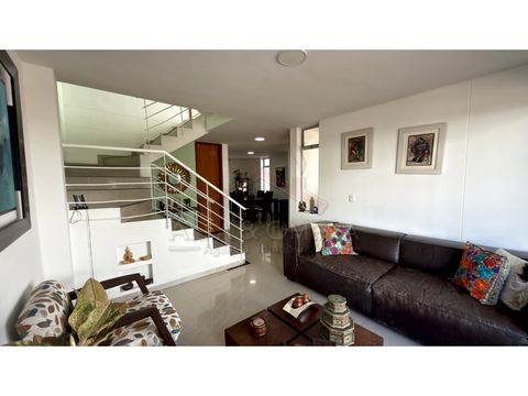 venta de casa moderna en conjunto en la via a picalena ibague