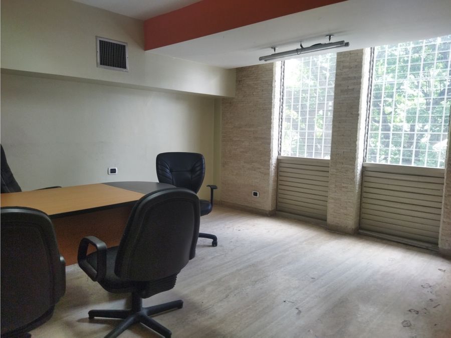 oficina en venta de 240 m2 en avenida veracruz de las mercedes