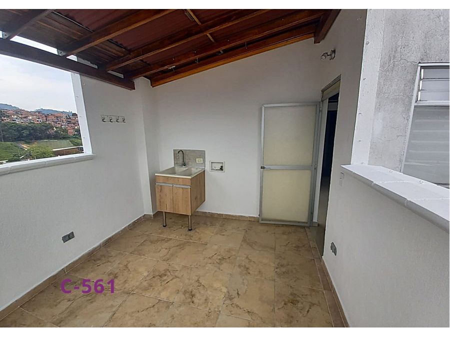 venta de duplex comodidad y espacio en itagui colombia c 561