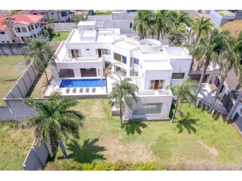 luxury house in residencial manantiales belen heredia