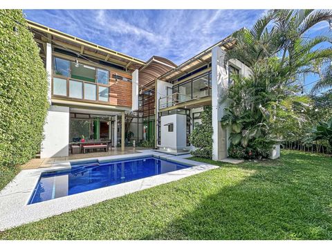 casa a la venta con piscina en valle del sol santa ana