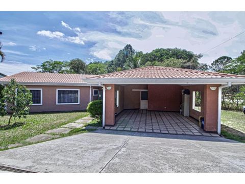 se vende casa cypress en escazu