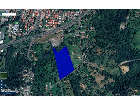 terreno estrategicamente ubicado en la entrada de orotina
