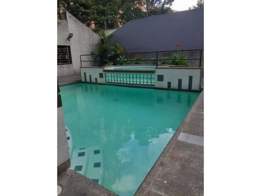 vendo apartamento ejecutivo 60 mt2 amoblado piscina gym