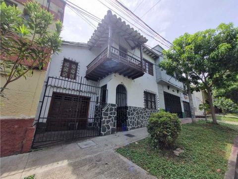 vendo casa patrimonio cultural en prado centro aplica airbn