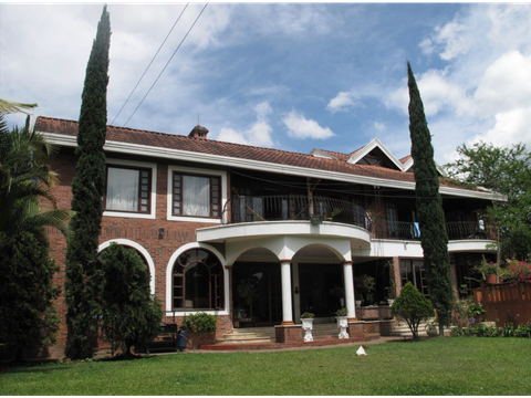 mansion de lujo en san lucas poblado medellin