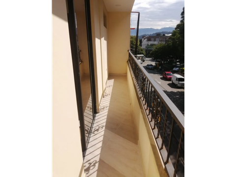 espectacular casa 3 piso en aranjuez