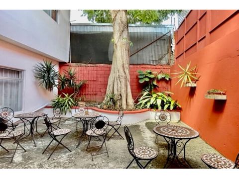 se vende casa con 9 habitaciones fco peralta mll