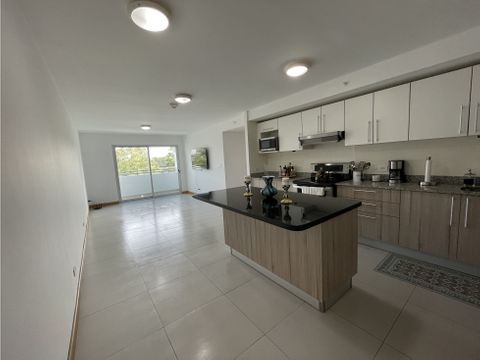 en venta o alquiler apartamento de 3 habitaciones en torres de heredia